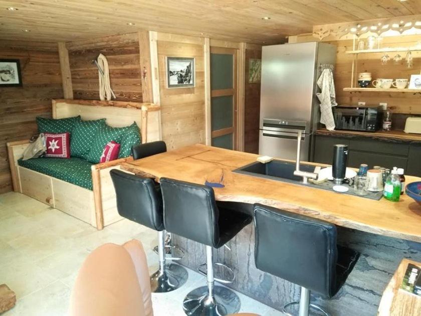 Le Refuge Du Poete Appartement Saint-François-de-Sales Buitenkant foto