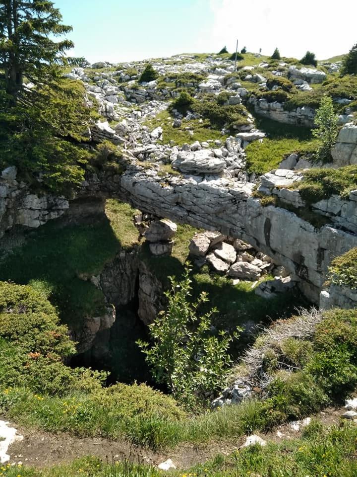 Le Refuge Du Poete Appartement Saint-François-de-Sales Buitenkant foto